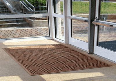 Wet Area Floor Mat 101 | Eagle Mat Blog