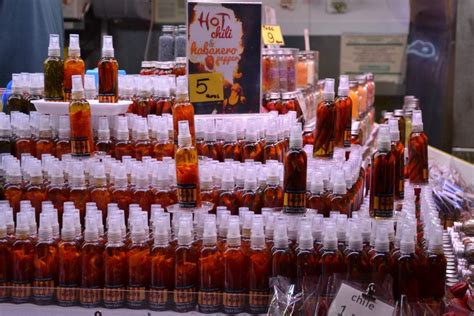 Free picture: bottle, chili, chili sauce, shelf, supermarket, paprika