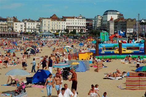 Margate Beach Margate Kent England Margate Beach, Margate Kent, Kent Coast, Kent England, The ...