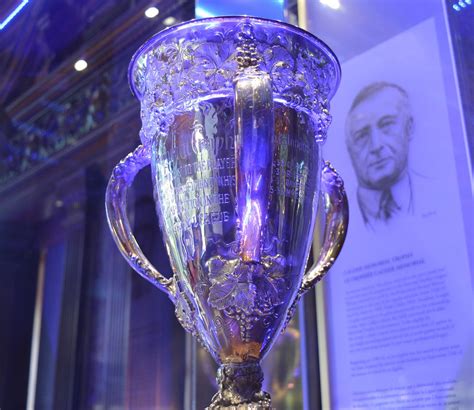 Calder Memorial Trophy .... Hockey Hall Of Fame .... Toron… | Flickr