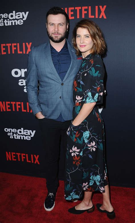 Cobie Smulders: Netflix One Day At A Time Season 2 Premiere -01 | GotCeleb