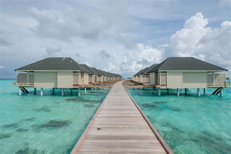 14 Incredible Overwater Bungalows in the Maldives | Oyster.com