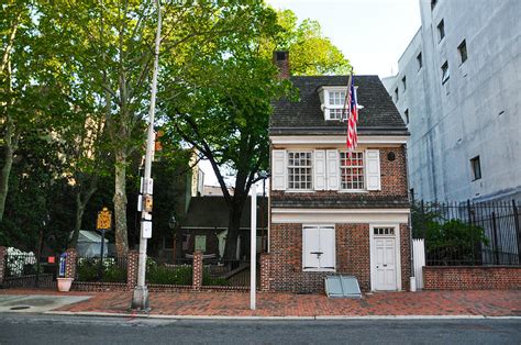 Philadelphia - The Betsy Ross House Photograph by Bill Cannon - Fine Art America