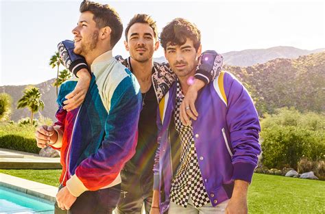 Jonas Brothers Score First No 1 On Adult Contemporary Chart With ‘Sucker’ | Billboard – Billboard