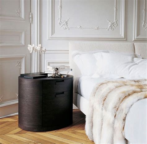 Maxalto Amphora | Exclusive bedroom design, Stylish interior design ...