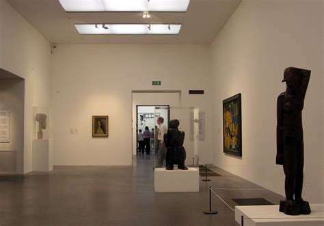 Attēls:Tate.modern.interior.london.arp.jpg — Vikipēdija