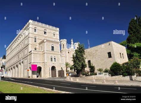 Jerusalem hotel for christian pilgrims "Notre Dame Stock Photo - Alamy