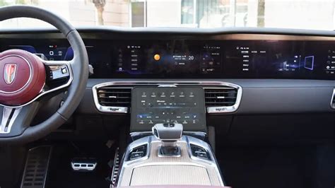 Hongqi E-HS9 Interior Review