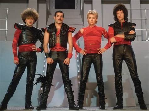 Queen Photo: Radio GaGa promo | Queen videos, Queen photos, Queen band