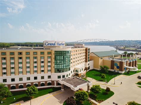 Host your meeting or event at the Grand Harbor Resort in Dubuque, Iowa