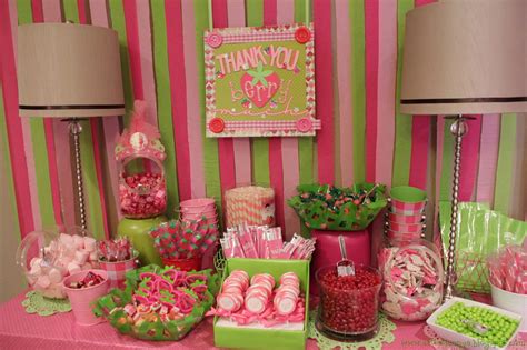 Artistic Anya Designs: Strawberry Shortcake Party