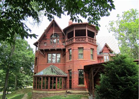 Naples and Hartford in Season: Mark Twain House