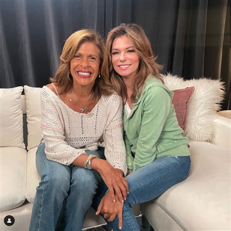 Breast Cancer Survivor Hoda Kotb Sings With 'Good Friend' Shania Twain