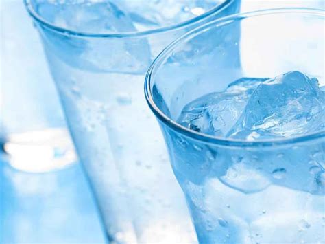 Beber agua muy fría hace que quemes calorías [ 2024 ] | Cortaporlosano