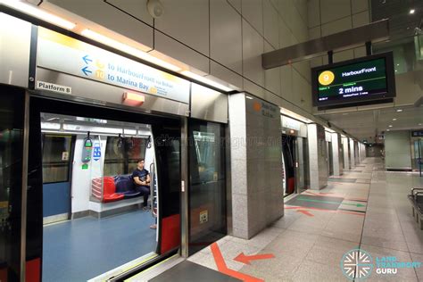 Dhoby Ghaut MRT Station – CCL Platform B | Land Transport Guru