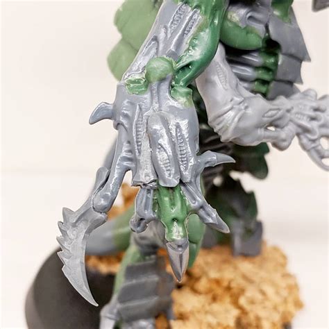 Modern Synthesist: Tyranid Prime Conversion