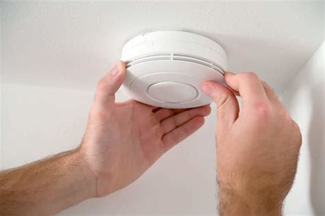 Guide on Where to Install Smoke Detectors - In NewsWeekly