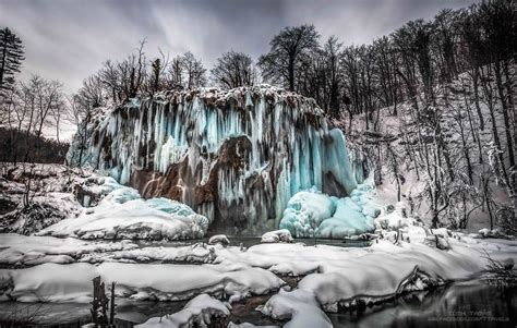 Frozen Waterfalls In Plitvice Lakes - Mirror Online