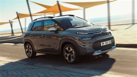 Citroën C3 Aircross retoca visual e dá pistas sobre inédito SUV no Brasil