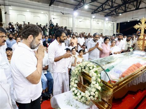 Oommen Chandy Death Funeral Live Updates Congress Former Kerala CM ...