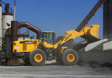 Komatsu introduces WA470-7 wheel loader