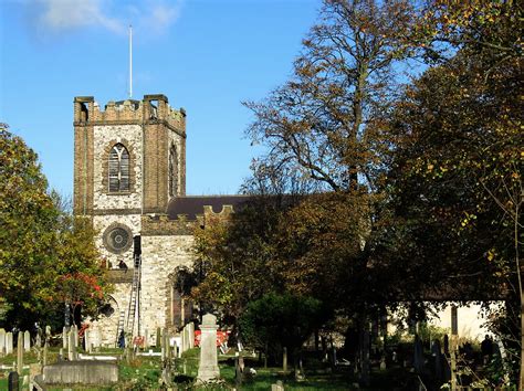 Dagenham Parish Church monuments, St Peter & St Paul, London/Essex ...