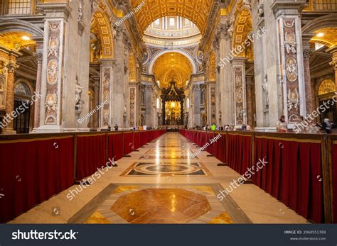 Interior St Peters Basilica Vatican City Stock Photo 2060551769 ...