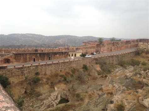 The Humongous Forts of Jaipur. - Tripoto