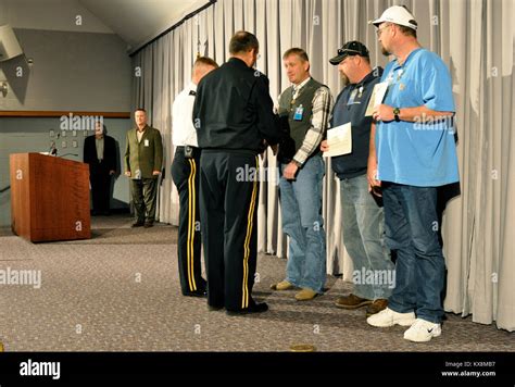 US army award ceremony Stock Photo - Alamy