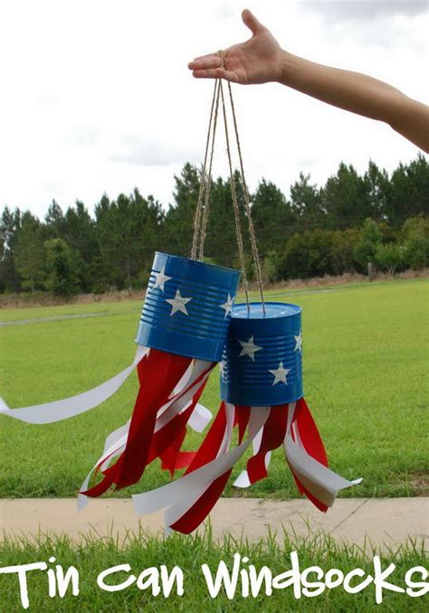 DIY Patriotic Crafts and Decorations for 4th of July or Memorial Day - Hative