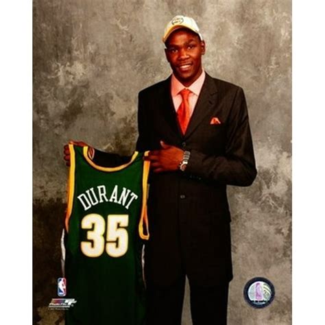 Kevin Durant - 2007 NBA Draft # 2 Pick Sports Photo (8 x 10) - Walmart ...