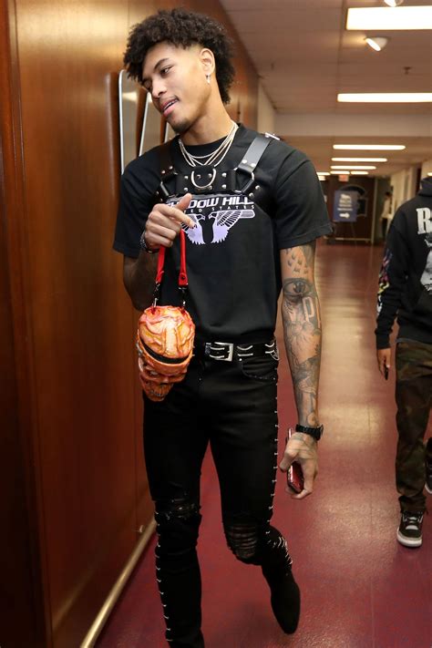 OOOTD: Oubre's Outfit of the Day | Kelly oubre, Nba fashion, Mens outfits