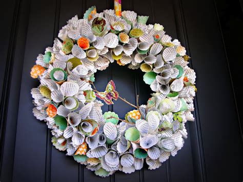 How to Make Paper Wreaths: Handmade Craft Home Décor Ideas | HubPages