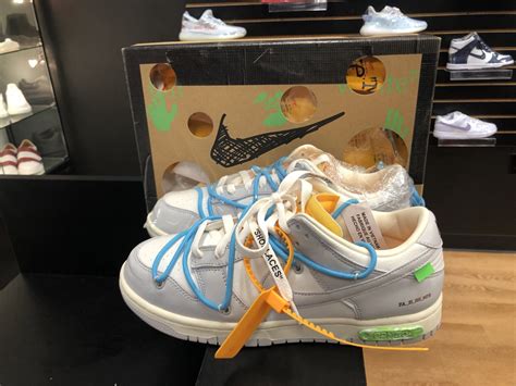 Nike Dunk Low Off-White Lot 2