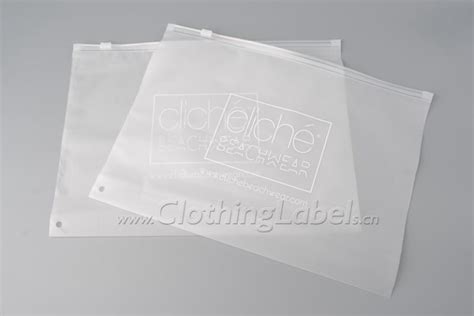 Custom plastic packaging bags printed with logos | ClothingLabels.cn