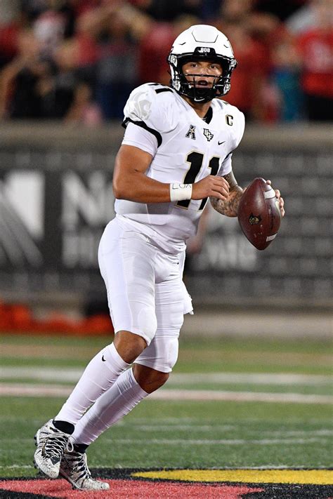 Former UCF QB Dillon Gabriel joins UCLA after leaving via the transfer ...