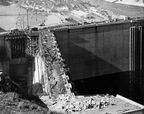 Circa 1943. Pumping plant construction at Grand Coulee Dam. | Grand ...