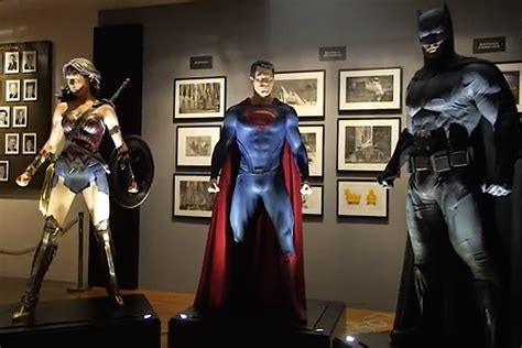 New ‘Batman vs. Superman’ Video Reveals Full Color Costumes