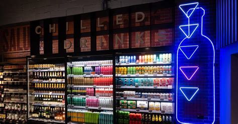 Store gallery: Marks & Spencer unveils fresh-look food hall | Gallery | Retail Week