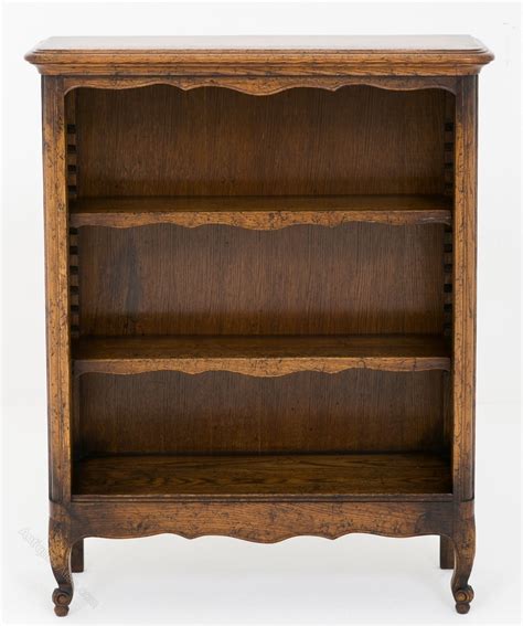 Small French Oak Open Bookcase - Antiques Atlas