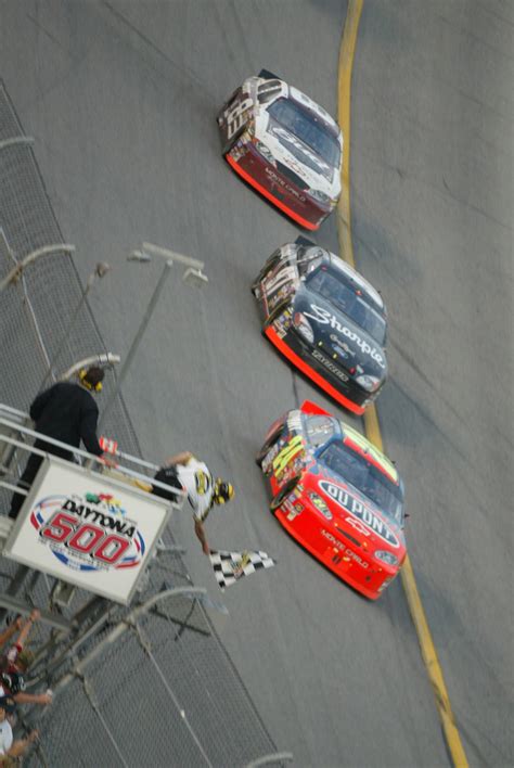 Closest finishes in Daytona 500 history | NASCAR