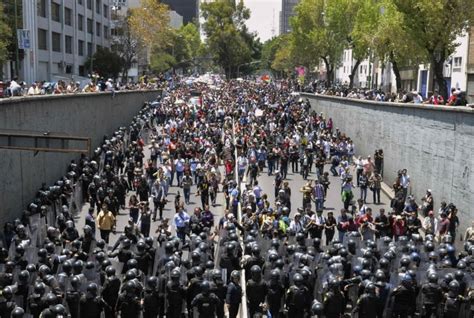 Protests over Mexico education reform spill over into violence