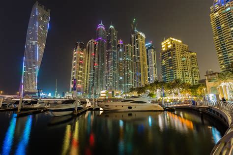 Dubai Marina Wallpaper 01 - [2048x1365]