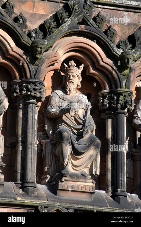 King Edward III statue on West Front of Lichfield Cathedral, Staffordshire, England, UK Stock ...