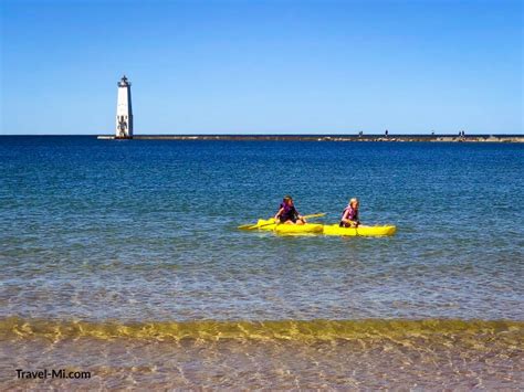 Frankfort Michigan: Travel Guide to the Best Things to Do Along M-22