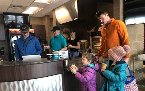 Stensland Family Farms takes over concessions at Midco Aquatic Center ...