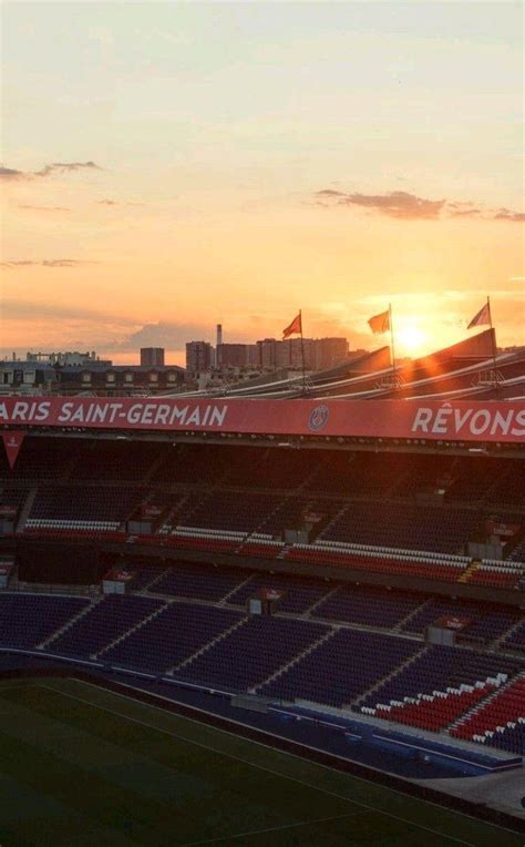 PSG Stadium Wallpapers - Top Free PSG Stadium Backgrounds - WallpaperAccess