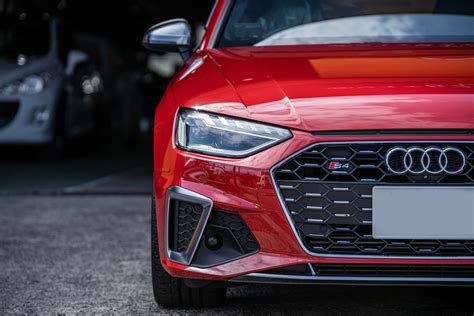 Audi S4 Avant(アウディ S4 アバント)を千葉県のB様に納車｜欧州中古車販売 | YMワークス：欧州輸入車の並行輸入、車検・整備 ...