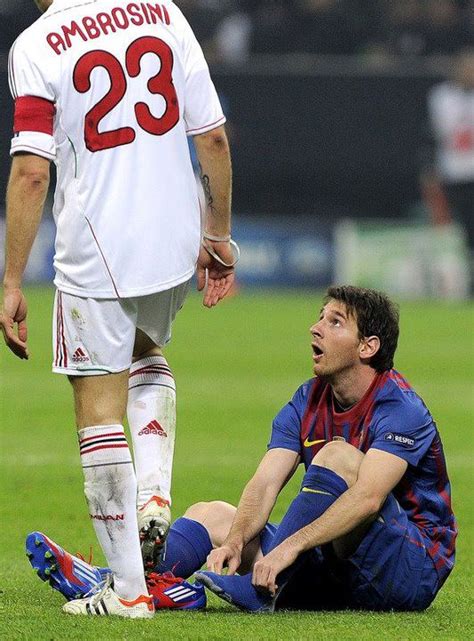 AC Milan VS FC Barcelona 0-0, UEFA Champions League 2011/12 - AC Milan ...