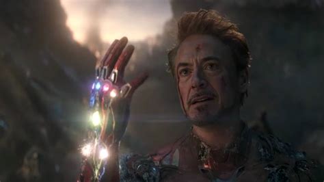 What The Hell, Marvel?: Tony Stark's Death In 'Avengers: Endgame' Was ...